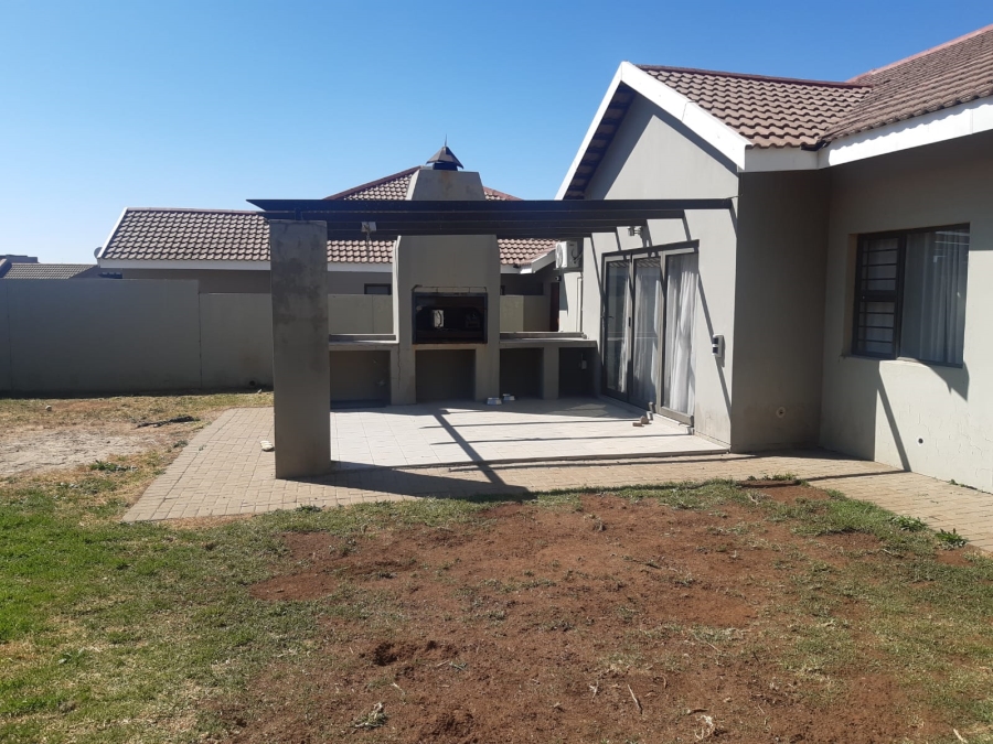 3 Bedroom Property for Sale in Hillside Free State